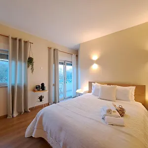 Pensjonat Prana Guesthouse, Yoga & Ayurveda, Portimão
